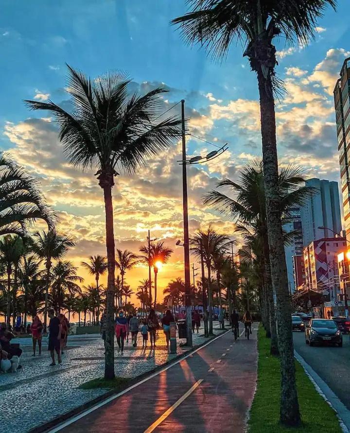 casa perto de praia e comércio ao lado Praia Grande  Exterior foto